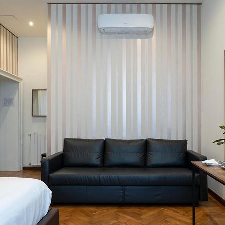 Varese Suites Exteriör bild
