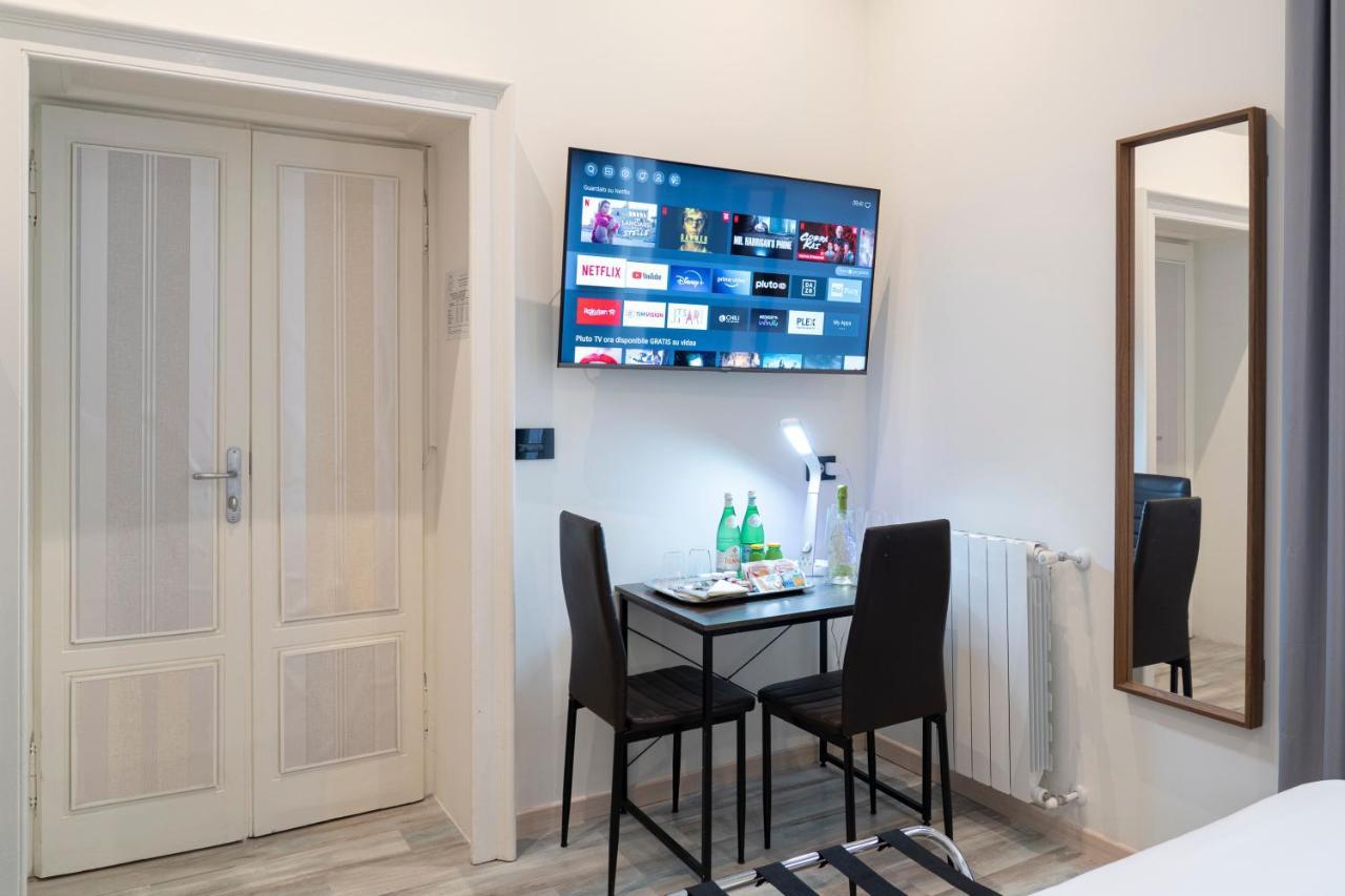 Varese Suites Exteriör bild